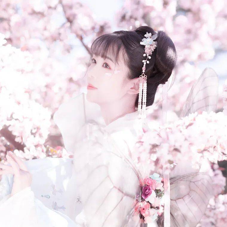 月中与好友去武汉高档私人油压桑拿,去过的都说好